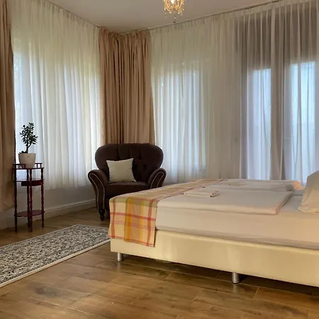 Zum בית הארחה