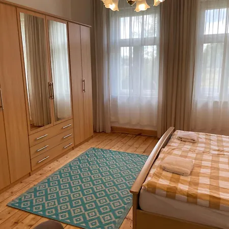 בית הארחה Zum