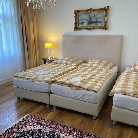 בית הארחה Zum *